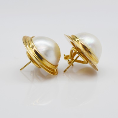 14K Yellow Gold Mabé Pearl Pierced Earrings