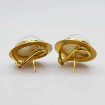 14K Yellow Gold Mabé Pearl Pierced Earrings