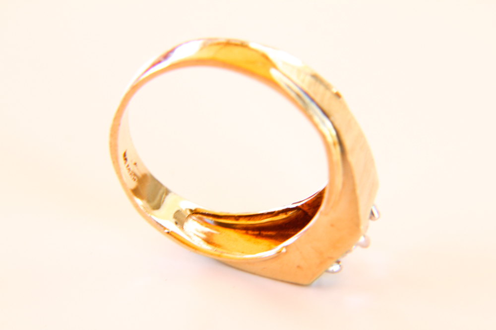 14K Gold Ring With Cubic Zirconia