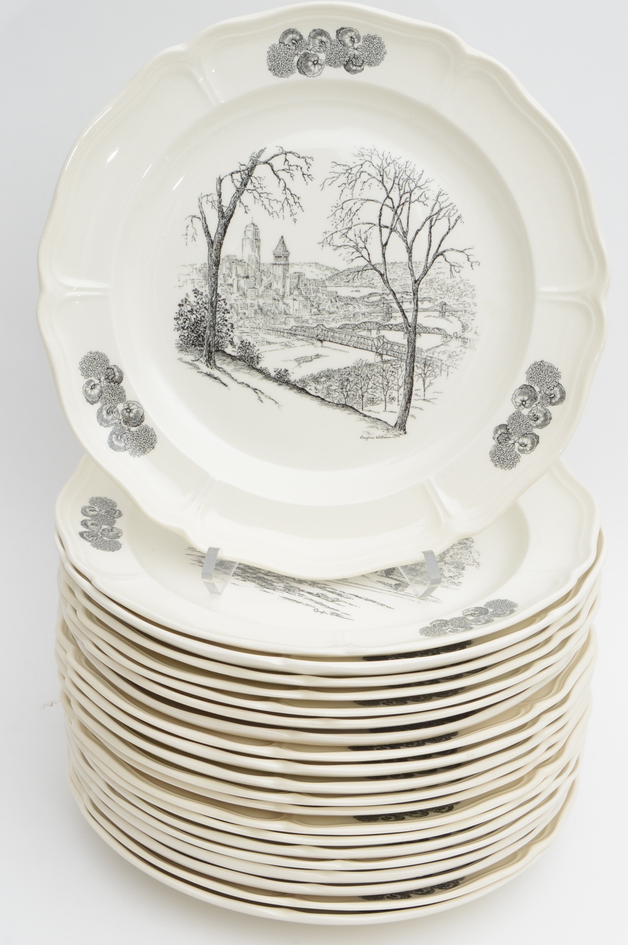 Extensive Set of Twenty-Two Caroline Williams Cincinnati Plates