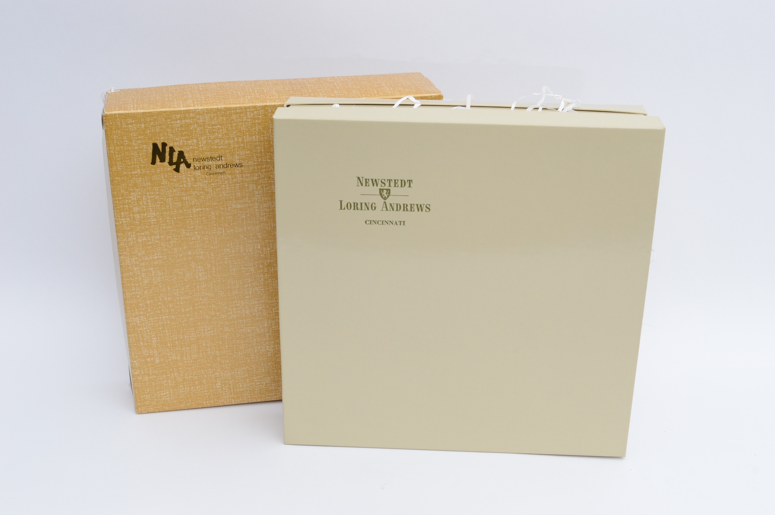 Extensive Set of Twenty-Two Caroline Williams Cincinnati Plates