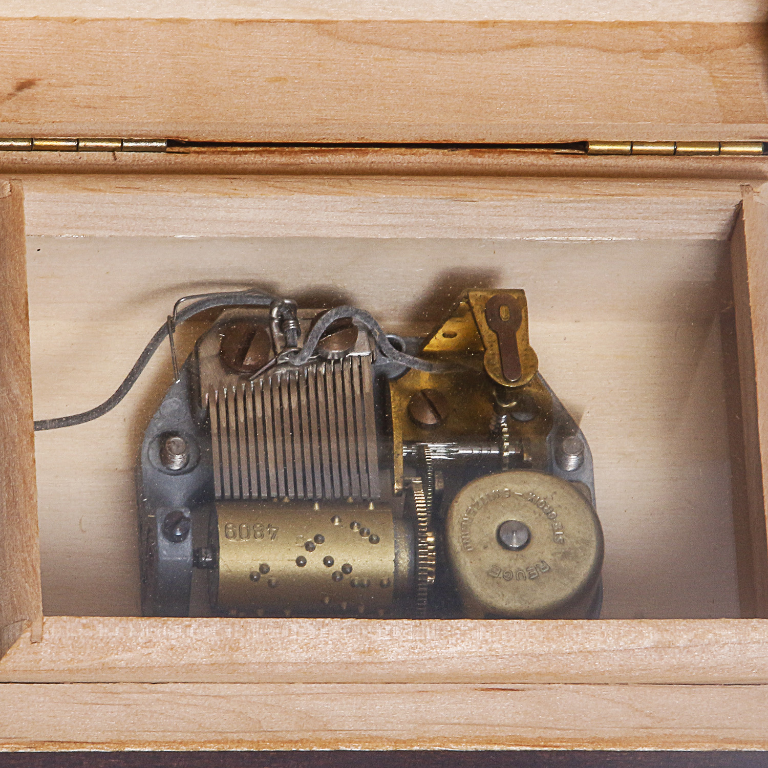 Vintage Reuge Swiss Hummel Music Box