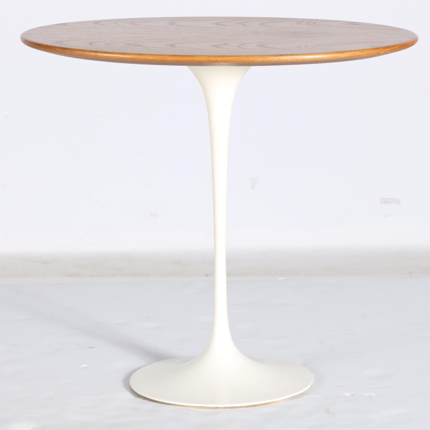 Mid Century Modern Tulip Side Table Designed by Eero Saarinen for Knoll