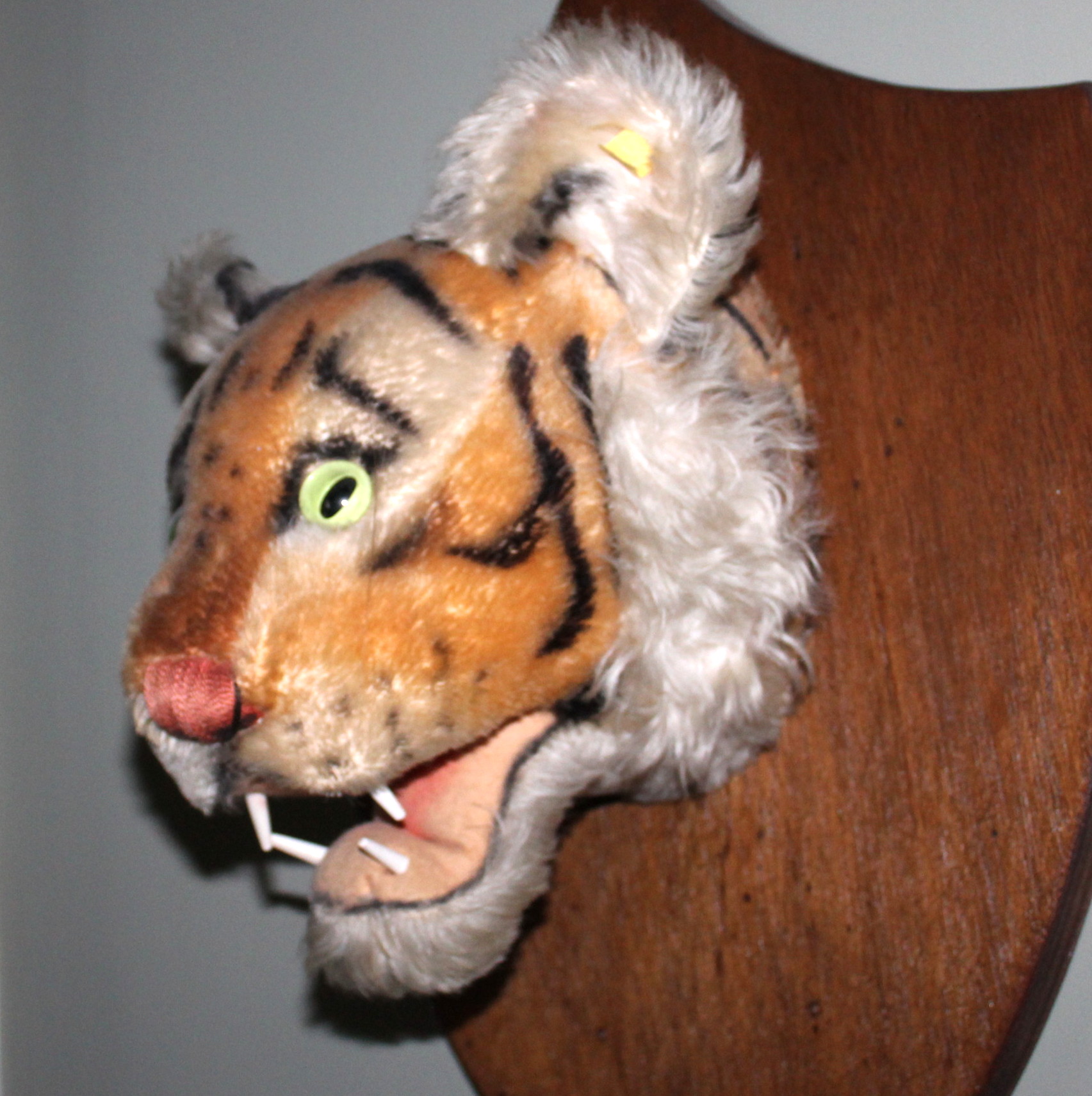 Vintage Steiff Tiger Wall Plaque and Teddy Bear