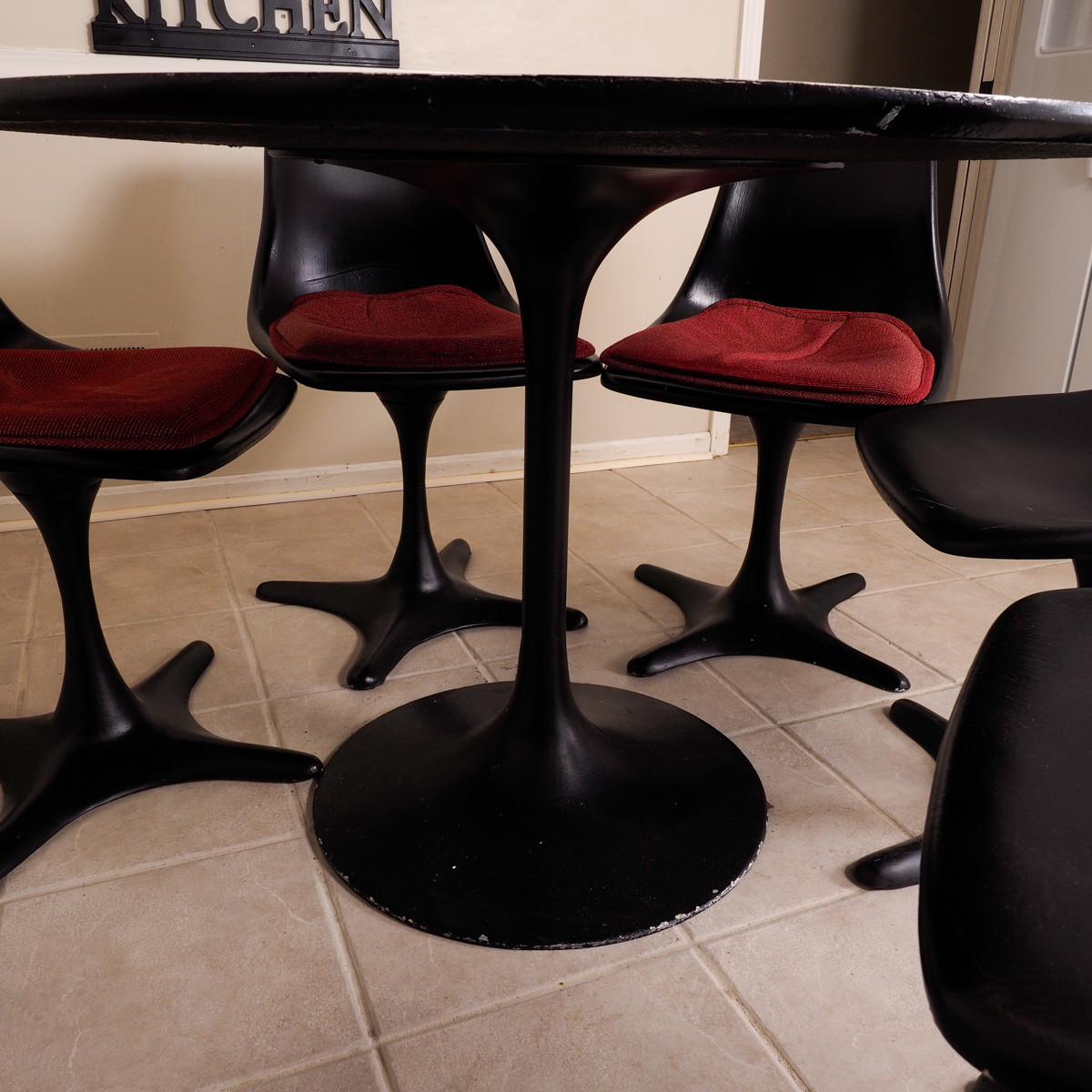 Mid Century Modern Style Tulip Table and Six Chairs