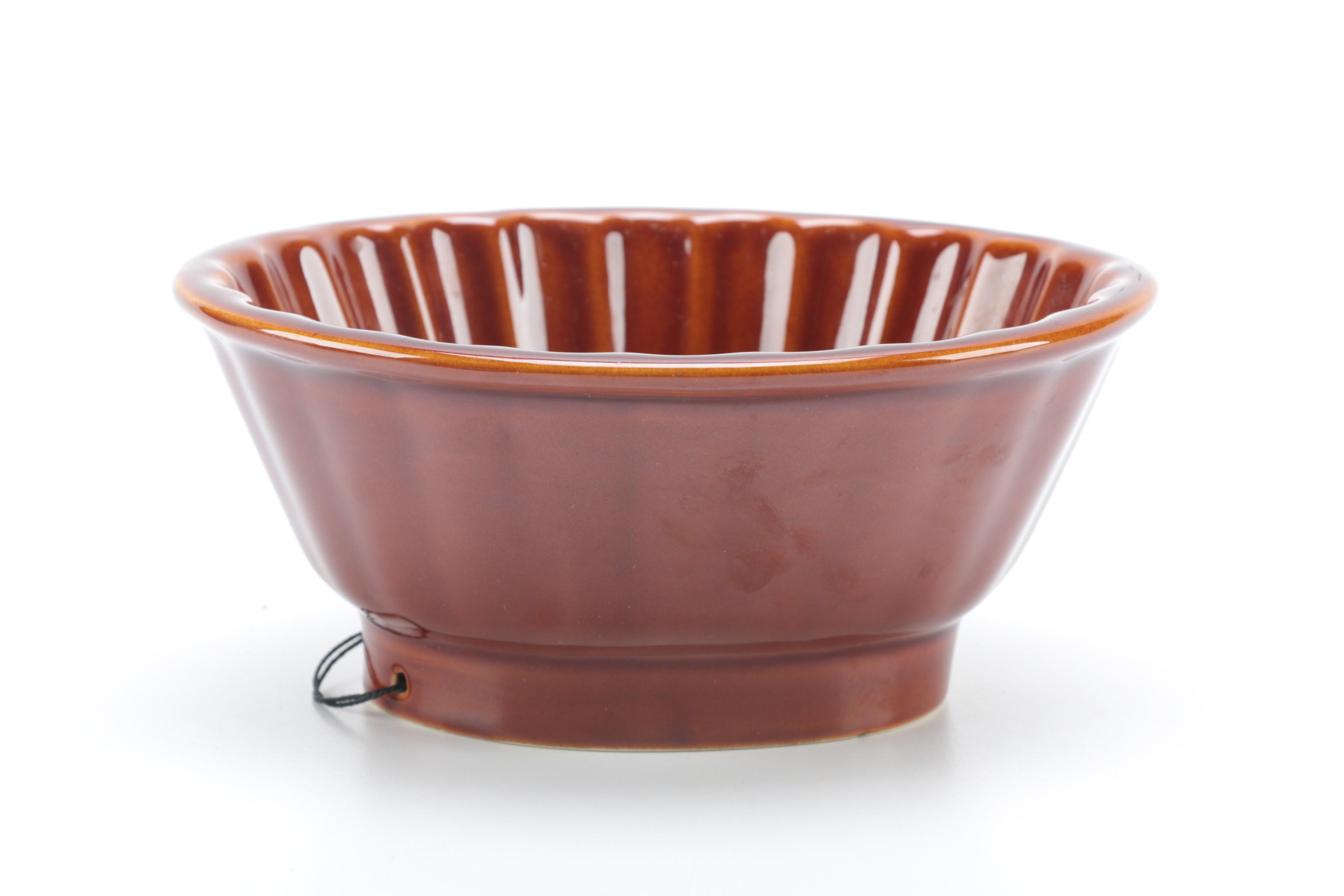 Vintage Kitchenware Including Cast Iron Cornbread Pan