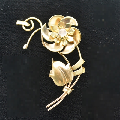 10K Yellow Gold Moonstone Floral Brooch