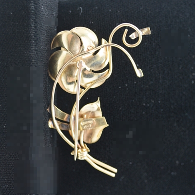 10K Yellow Gold Moonstone Floral Brooch