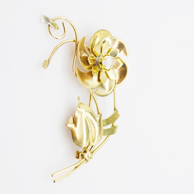 10K Yellow Gold Moonstone Floral Brooch
