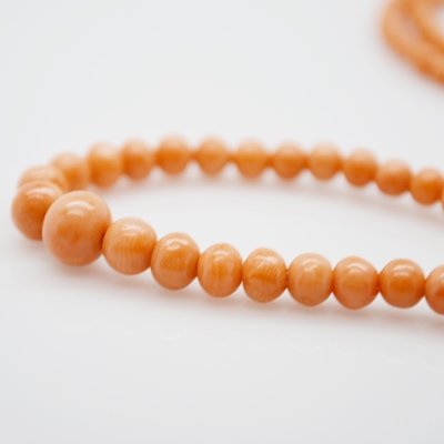 10K White Gold Clasp Graduated Coral Bead Necklace