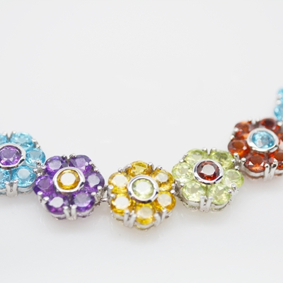 14K White Gold Gemstone Floral Necklace