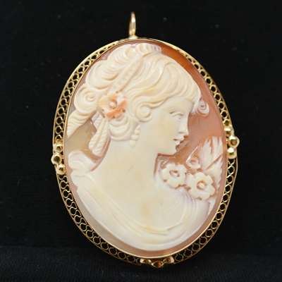 Vintage 14K Yellow Gold Shell Cameo Brooch/Pendant