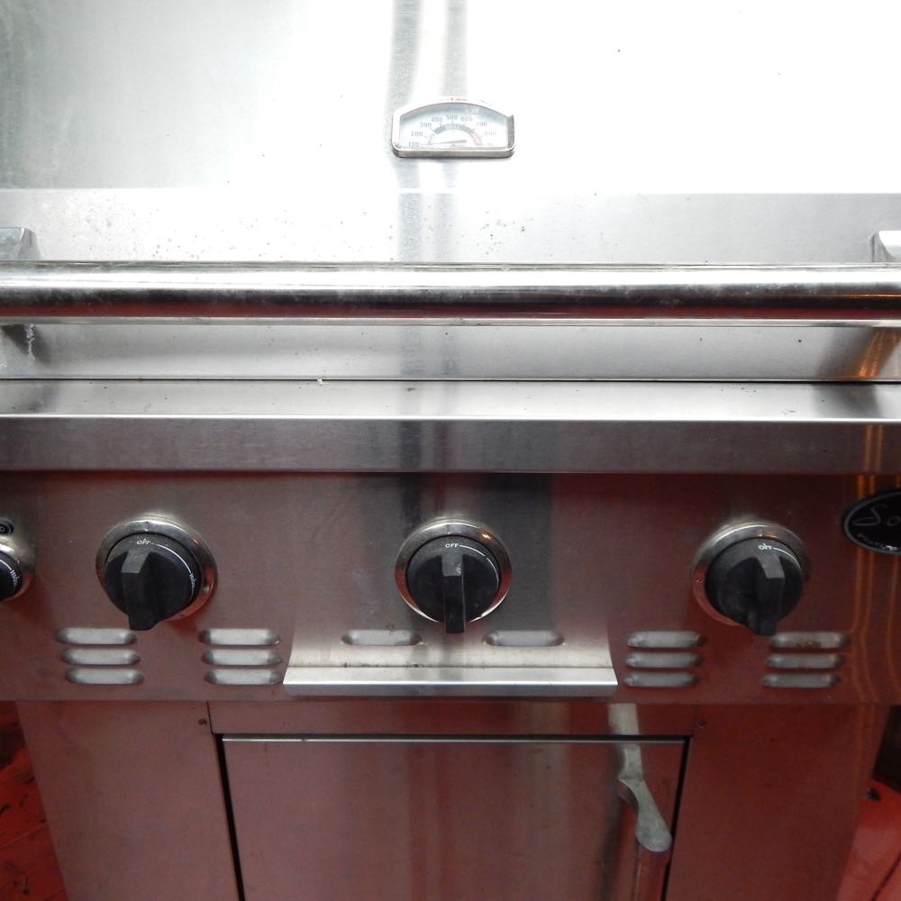 Sonoma Platinum Edition Stainless Steel Gas Grill