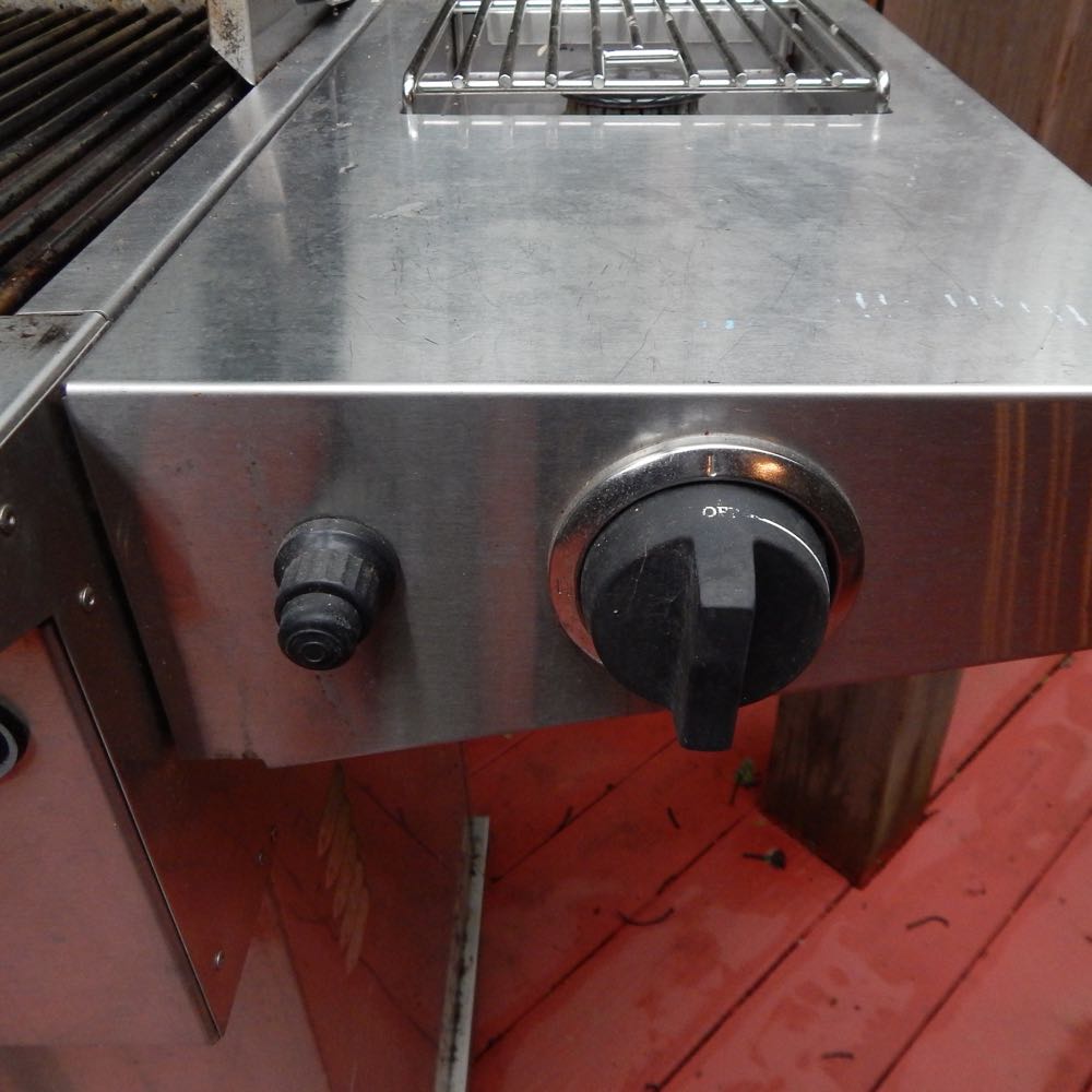 Sonoma Platinum Edition Stainless Steel Gas Grill