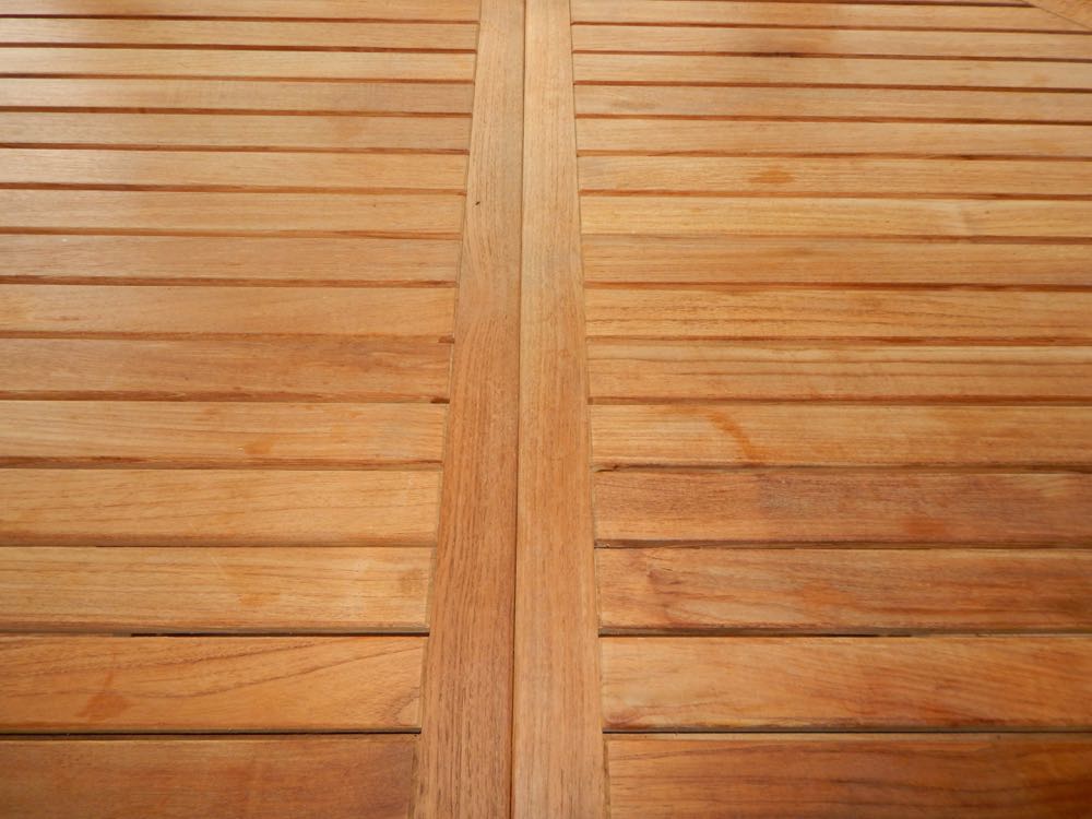 Expandable Teak Oval Patio Dining Table