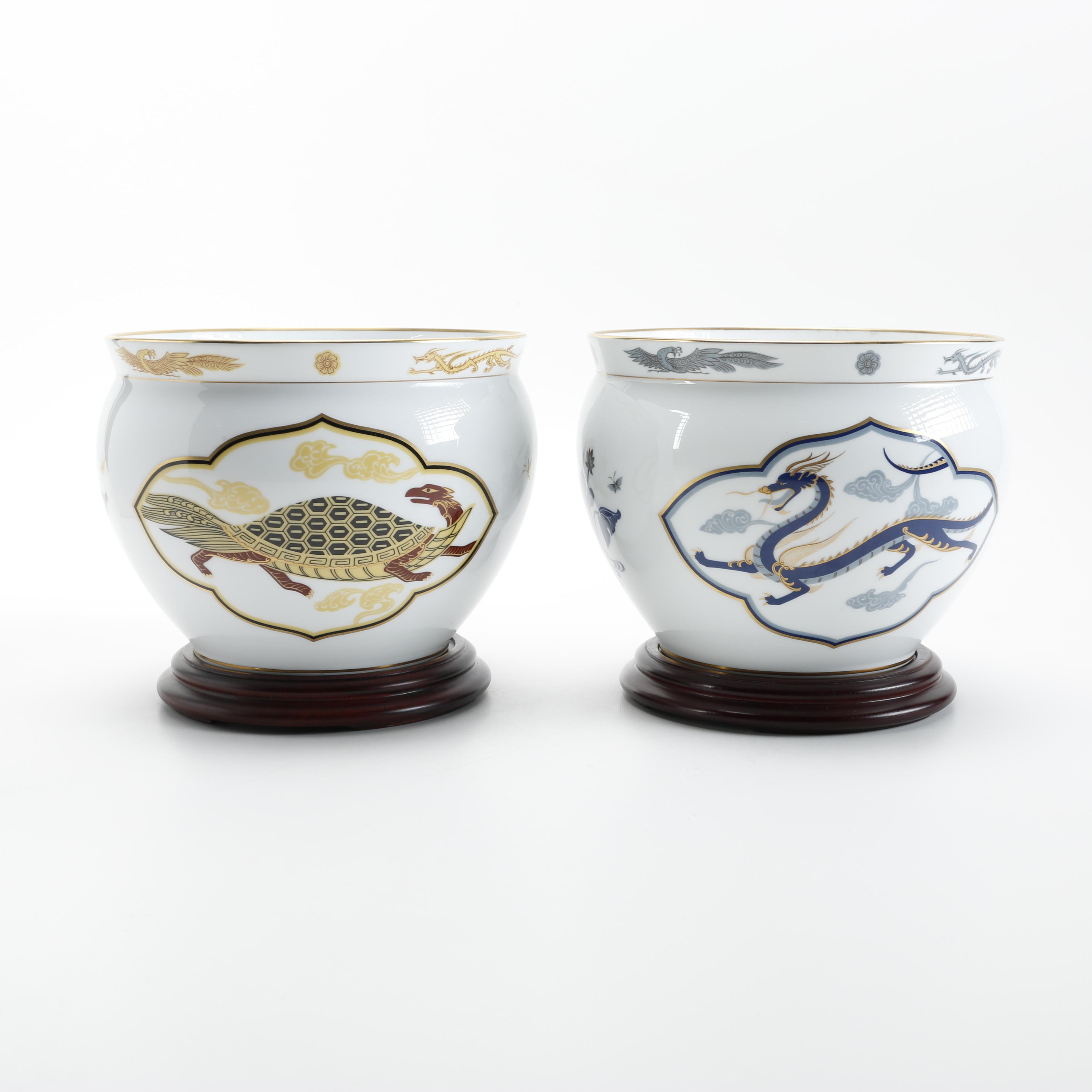 Vintage Okura Japanese Porcelain Decorative Bowls