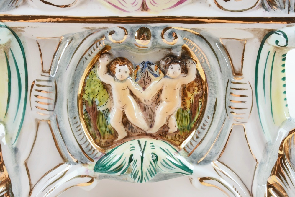 Italian Capodimonte Pedestal