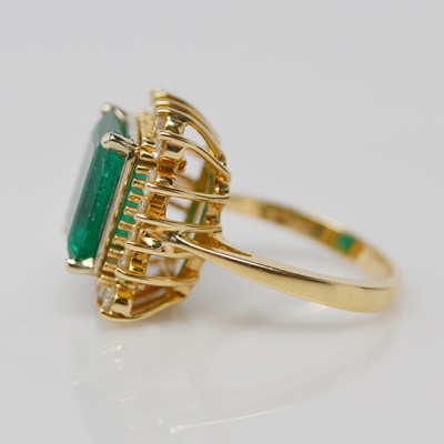 14K Yellow Gold 4.73 CTS Emerald and Diamond Ring