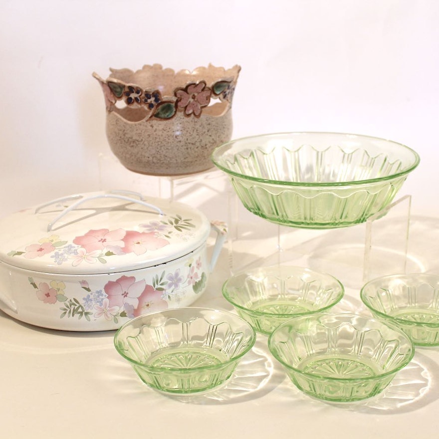 Vintage Mid Century Servingware in Pink & Green