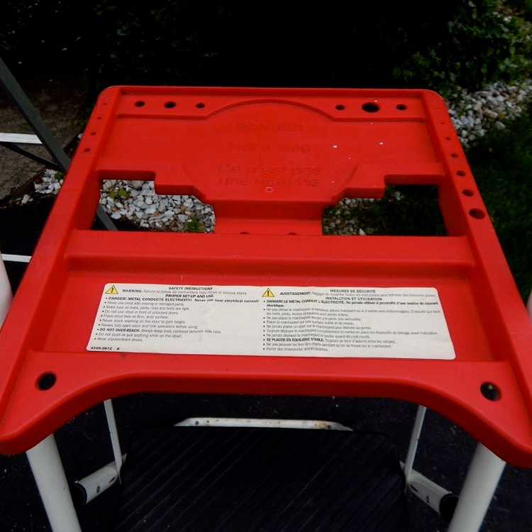 8' Gorilla Metal Ladder And Cosco Platform Ladder