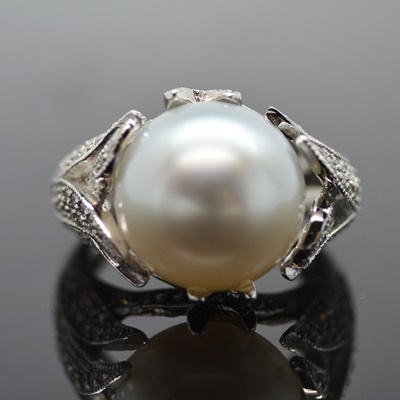18K White Gold Cultured South Sea Pearl and 1.00 CTW Diamond Ring