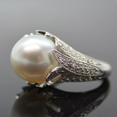 18K White Gold Cultured South Sea Pearl and 1.00 CTW Diamond Ring