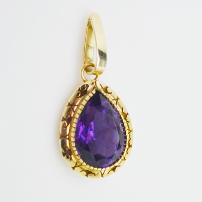 10K Yellow Gold 11.83 CTS Amethyst Pendant