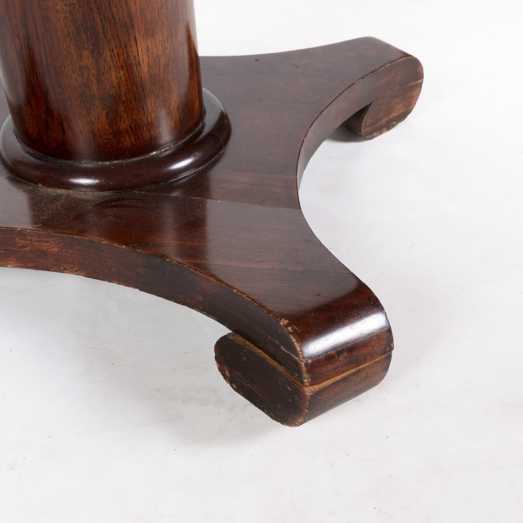 Vintage Oak Pedestal Dining Table by Walter of Wabash