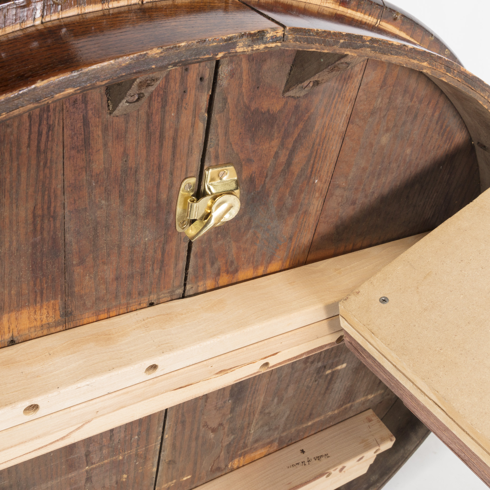 Vintage Oak Pedestal Dining Table by Walter of Wabash
