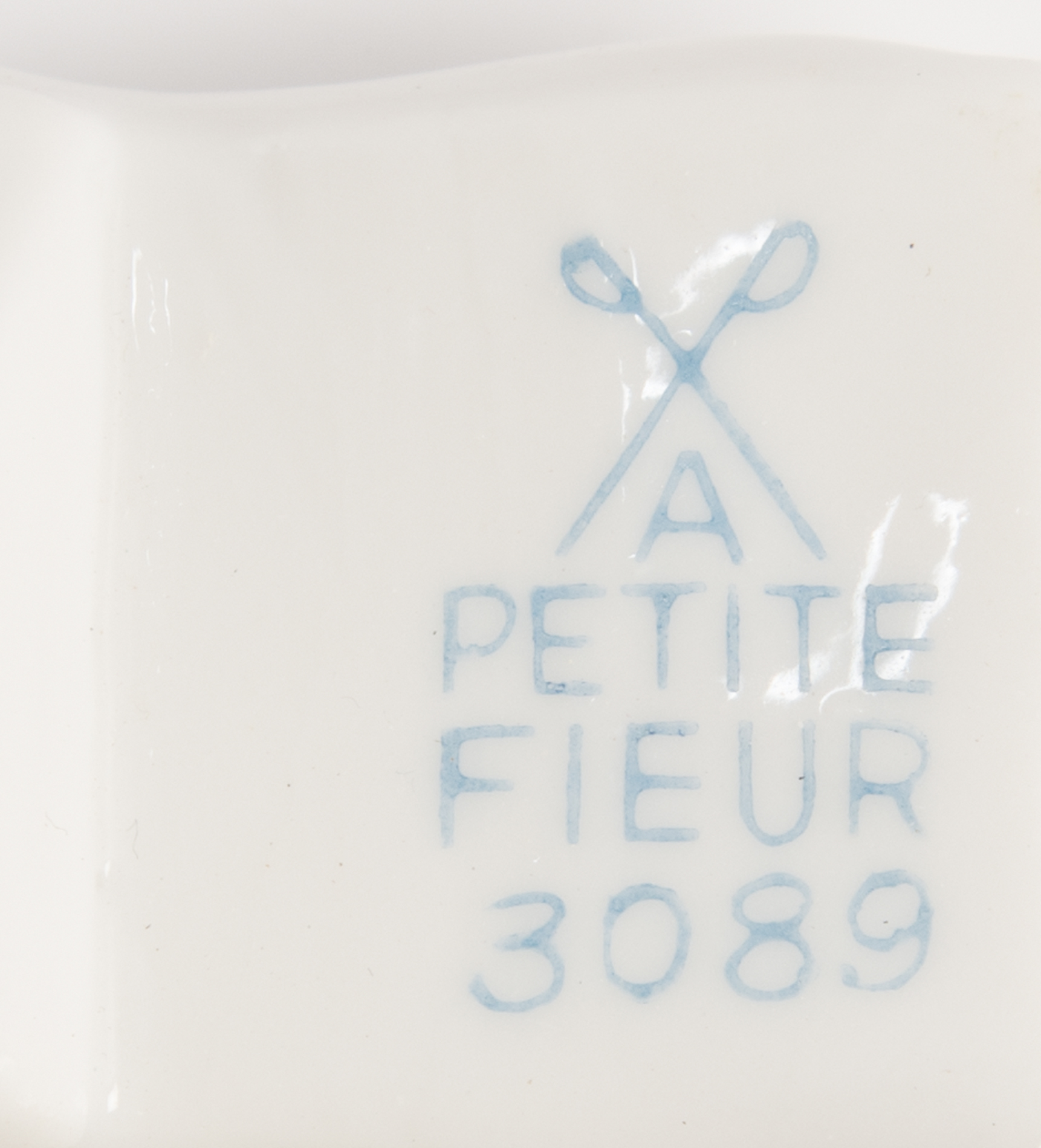 Porcelain Place Cards and Ash Recievers