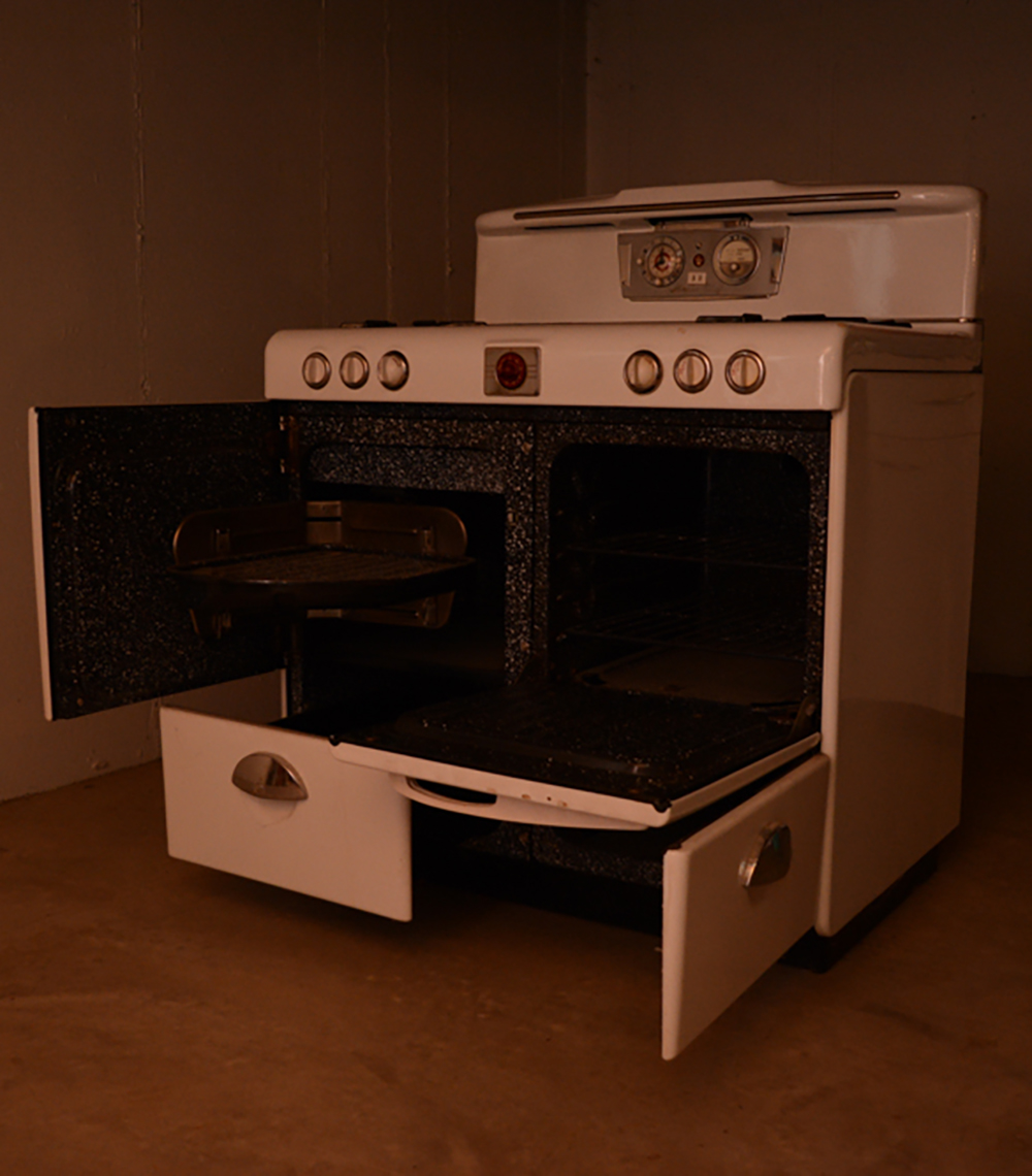 Vintage Circa 1940 Magic Chef Stove