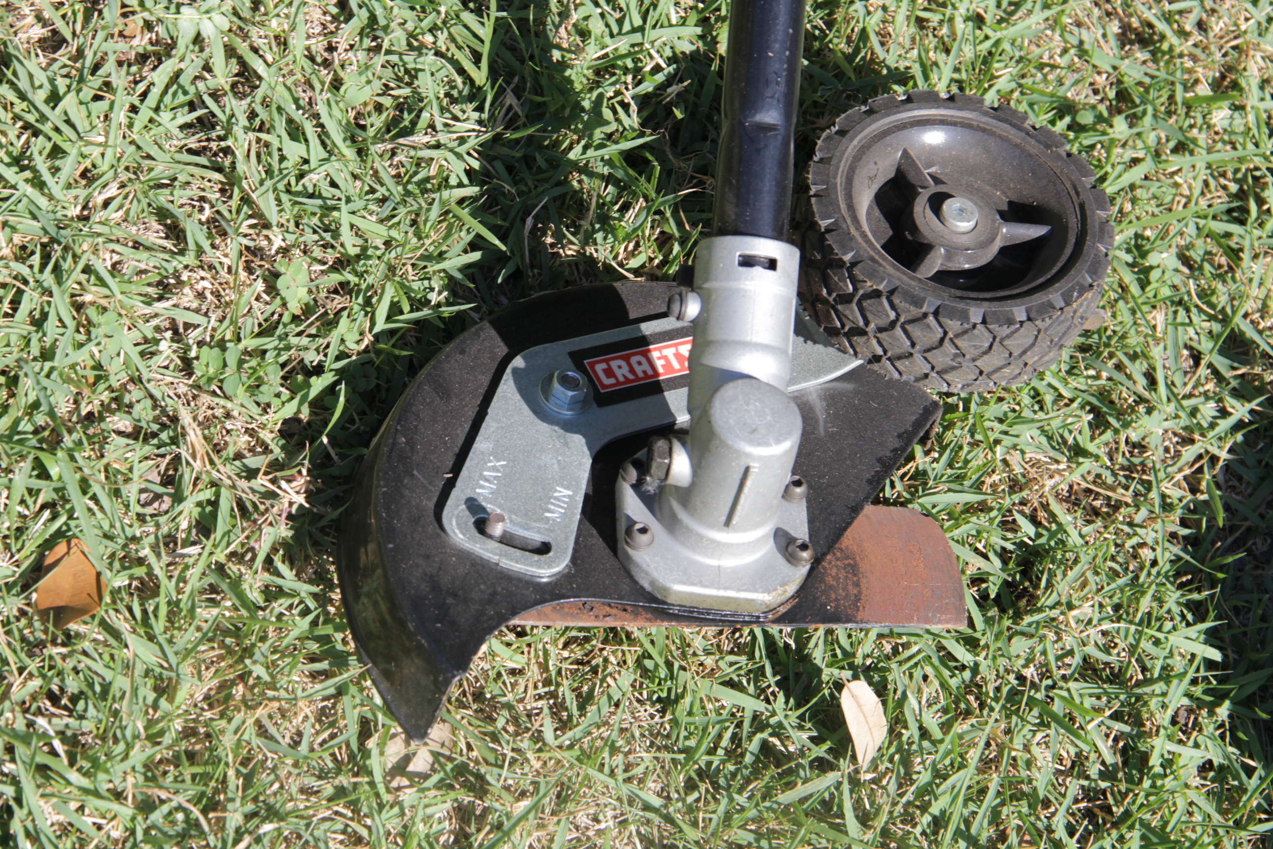 Craftsman Weed Trimmer and Attachments