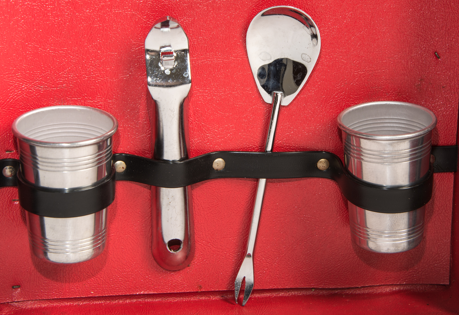 Vintage Imperial Travel Bar