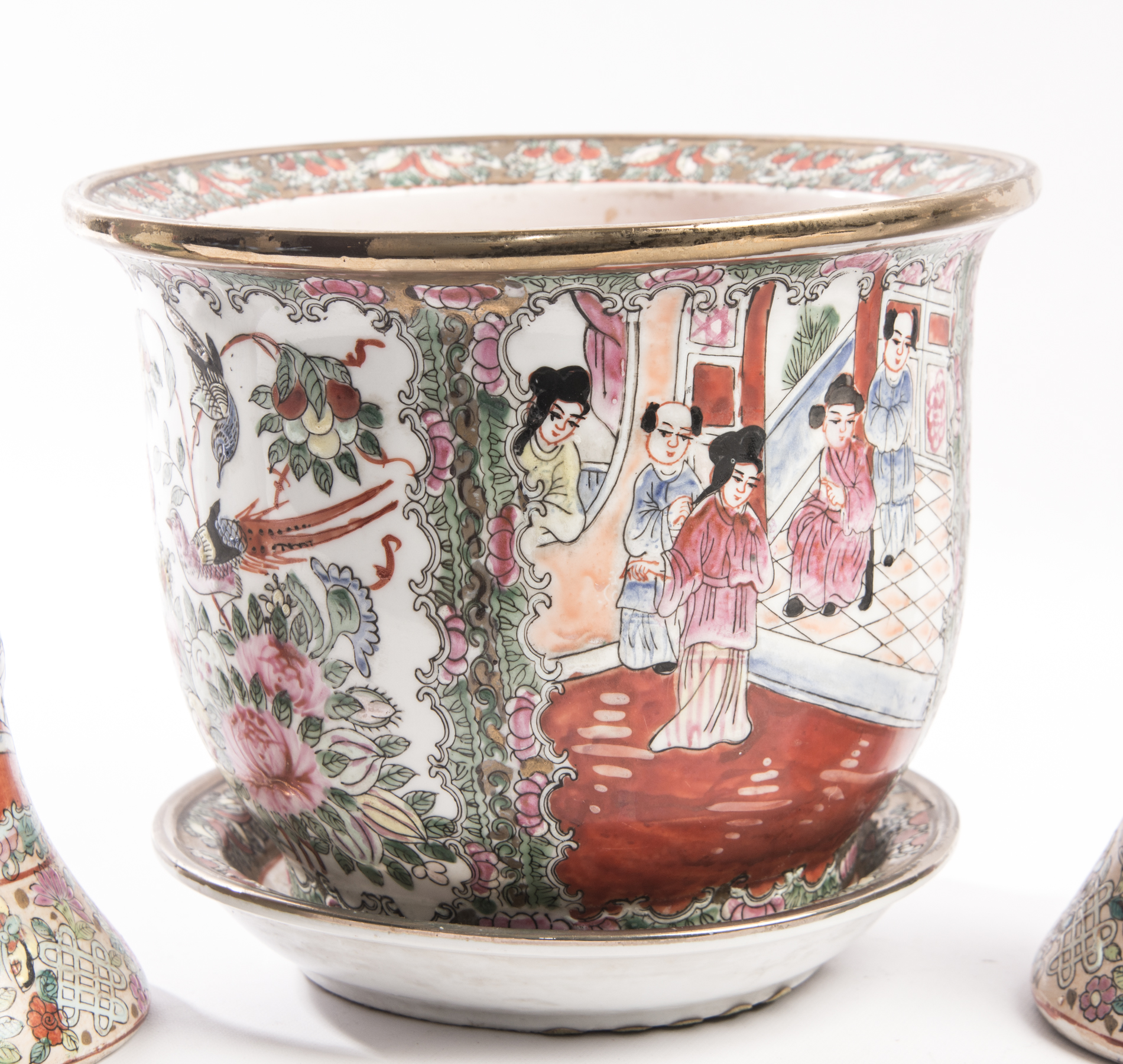 Chinese Rose Medallion Ceramics