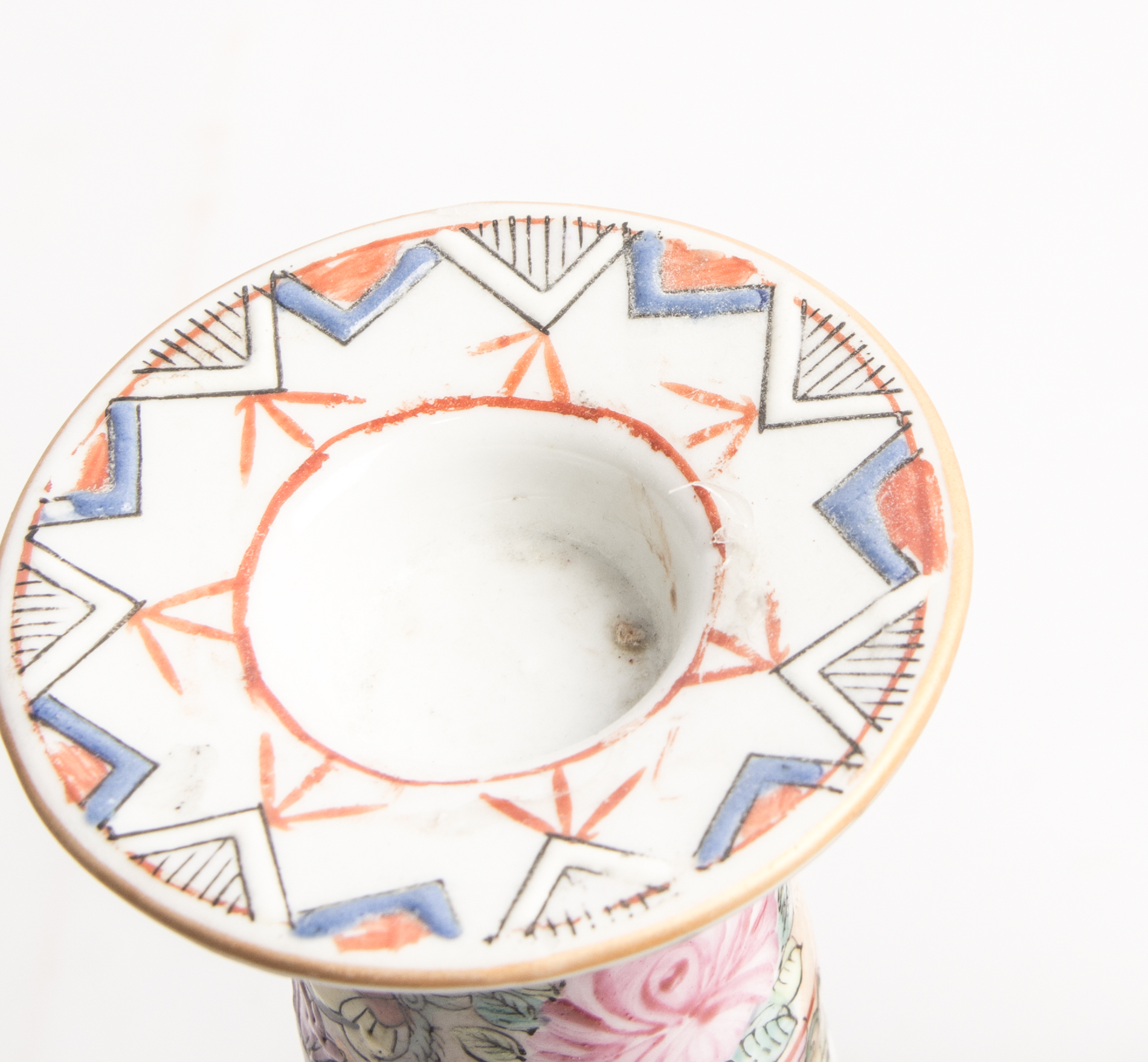 Chinese Rose Medallion Ceramics