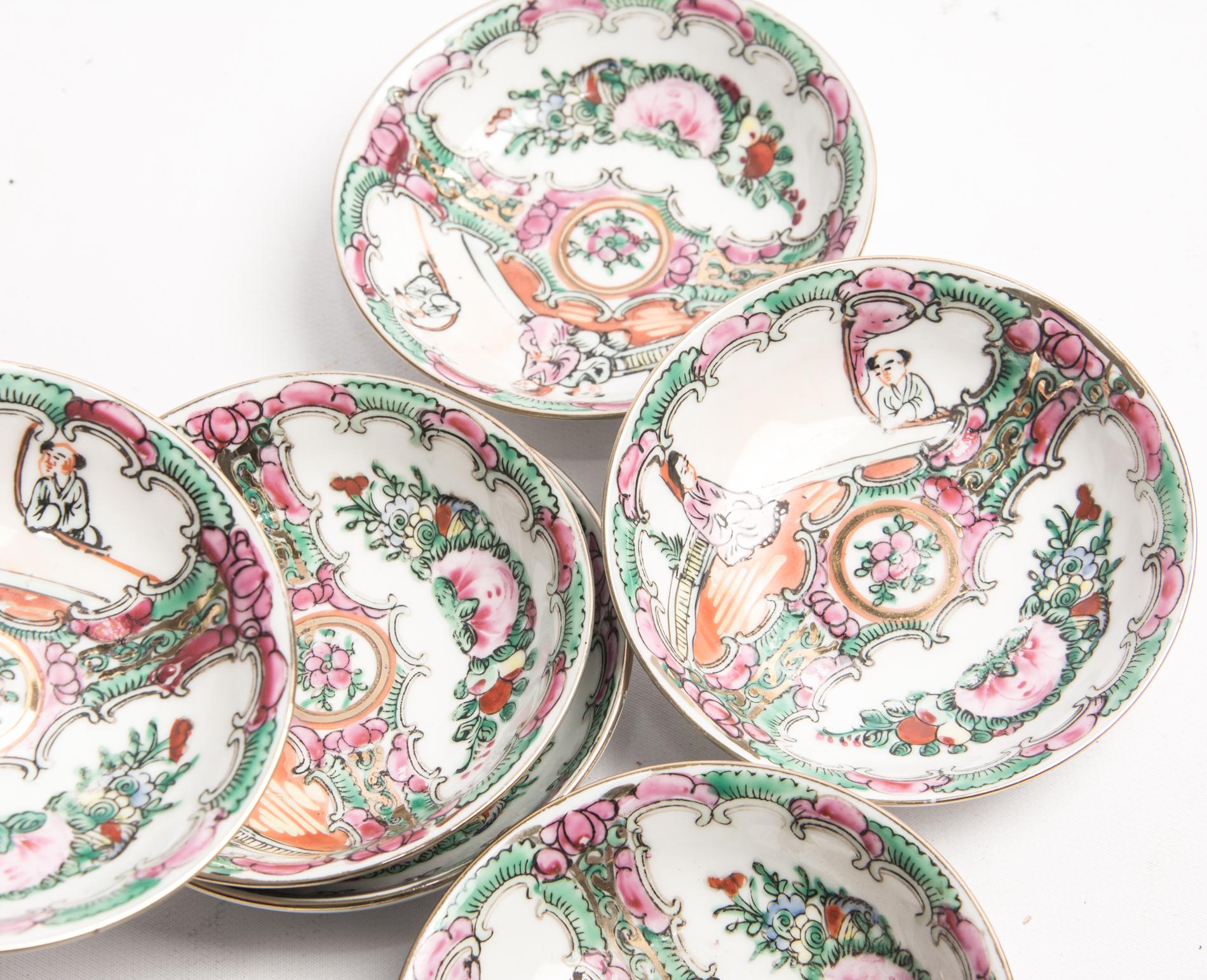 Chinese Rose Medallion Tableware