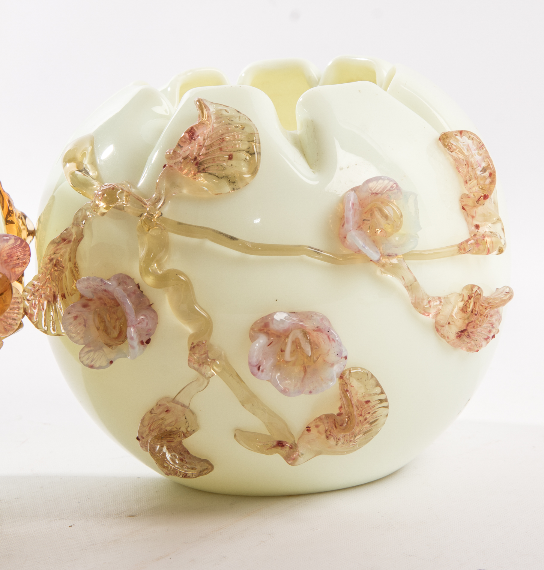 Dimensional Floral Art Glass Bowls