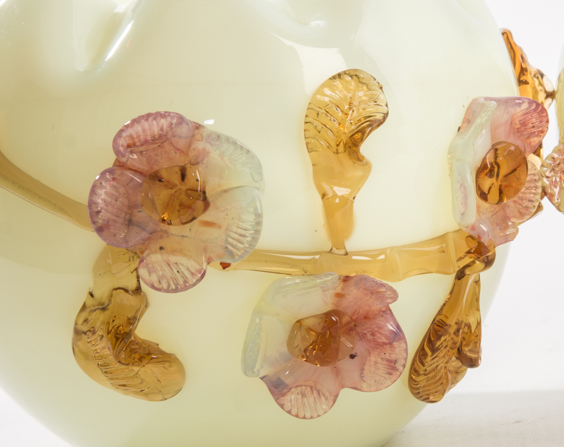 Dimensional Floral Art Glass Bowls