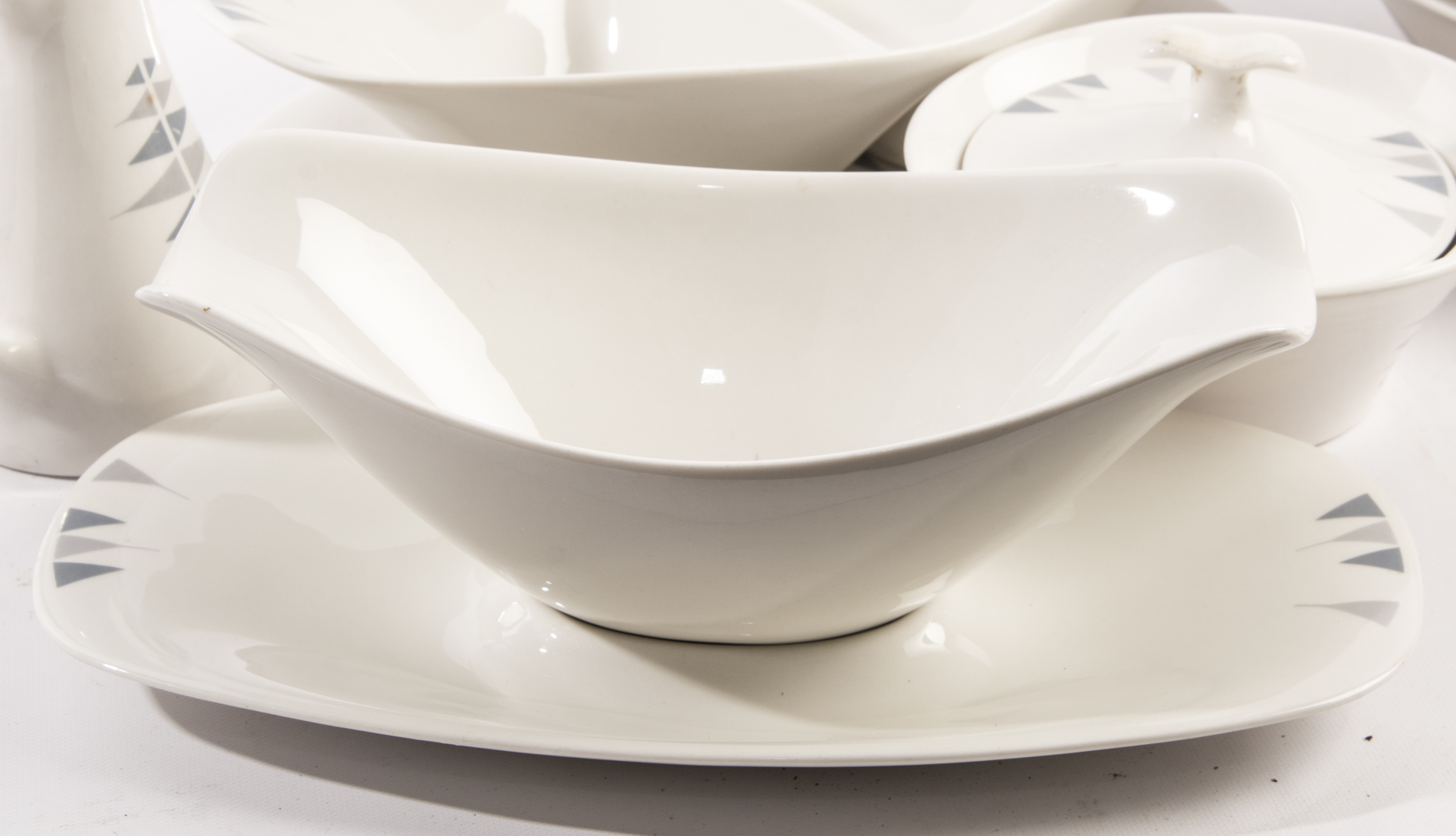 Iroquois "Pyramids" Serving Pieces