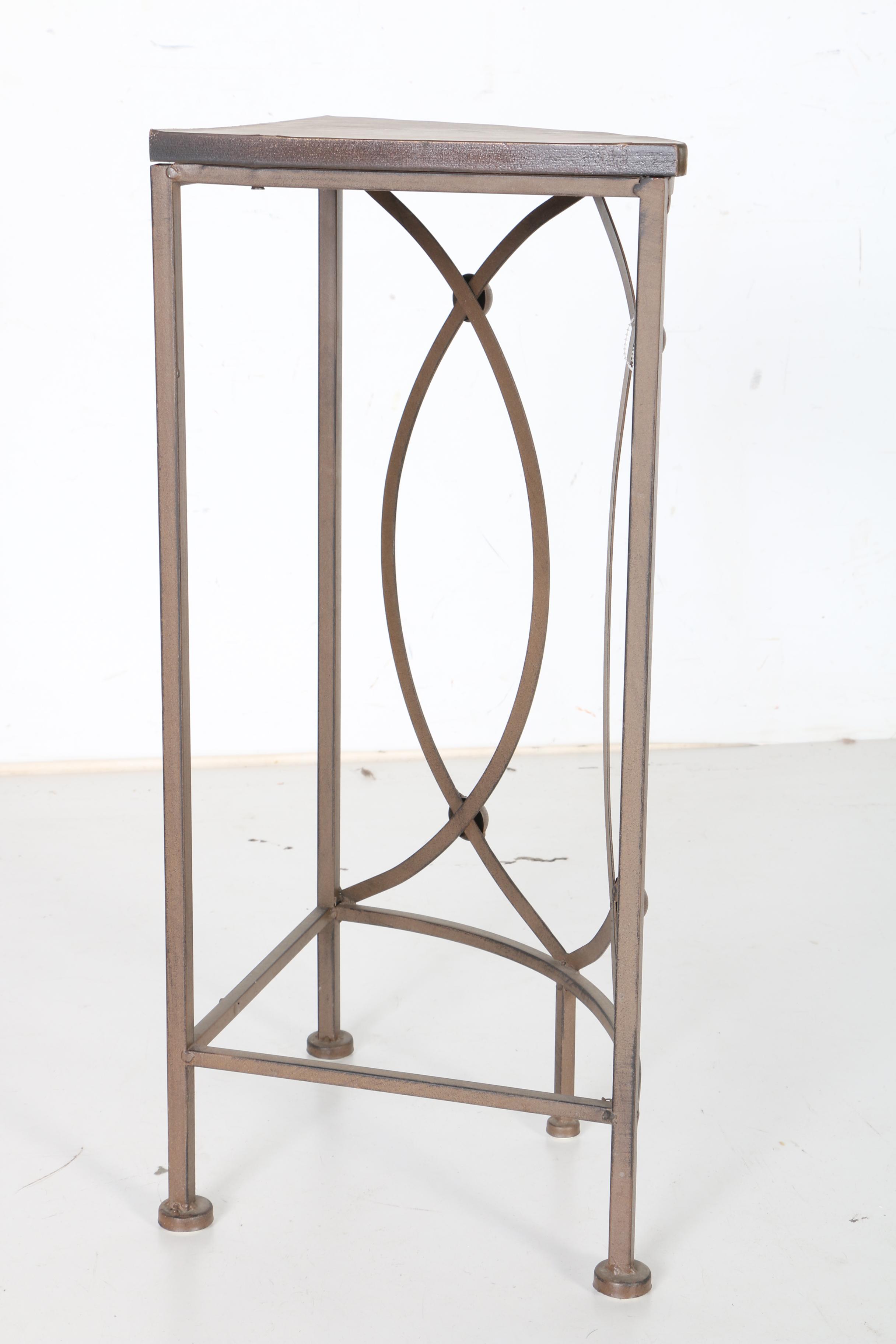 Small Metal Corner Accent Table