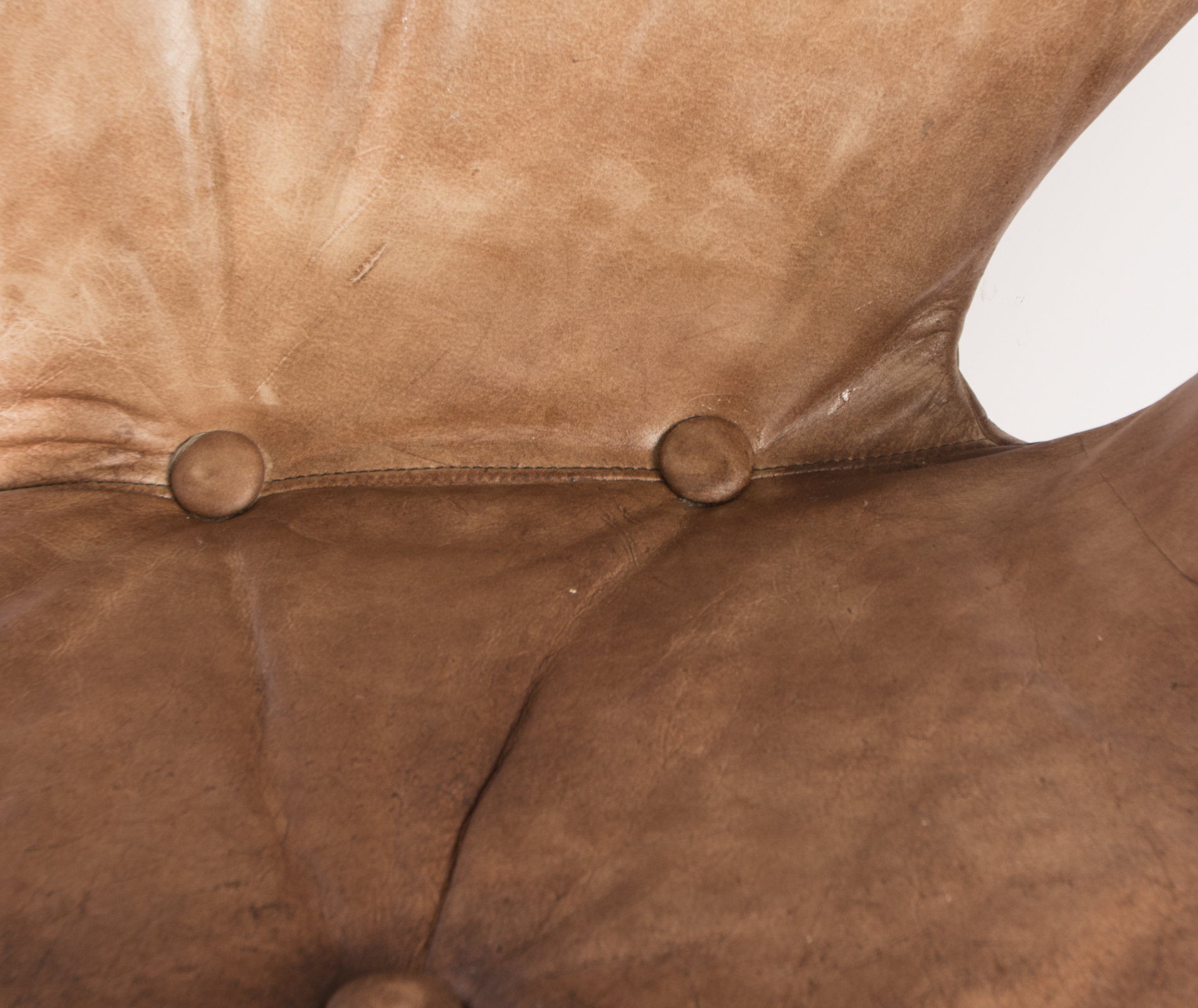 Swan Chair Designed by Arne Jacobsen Fritz Hansen