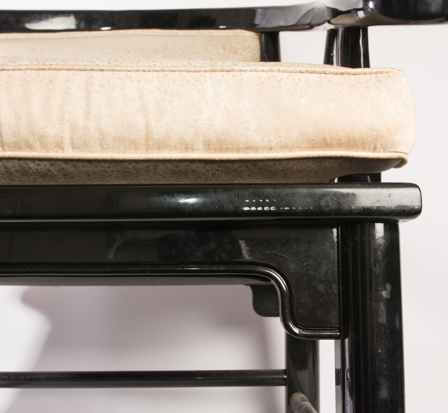 Vintage Chinese Style Horseshoe Chair