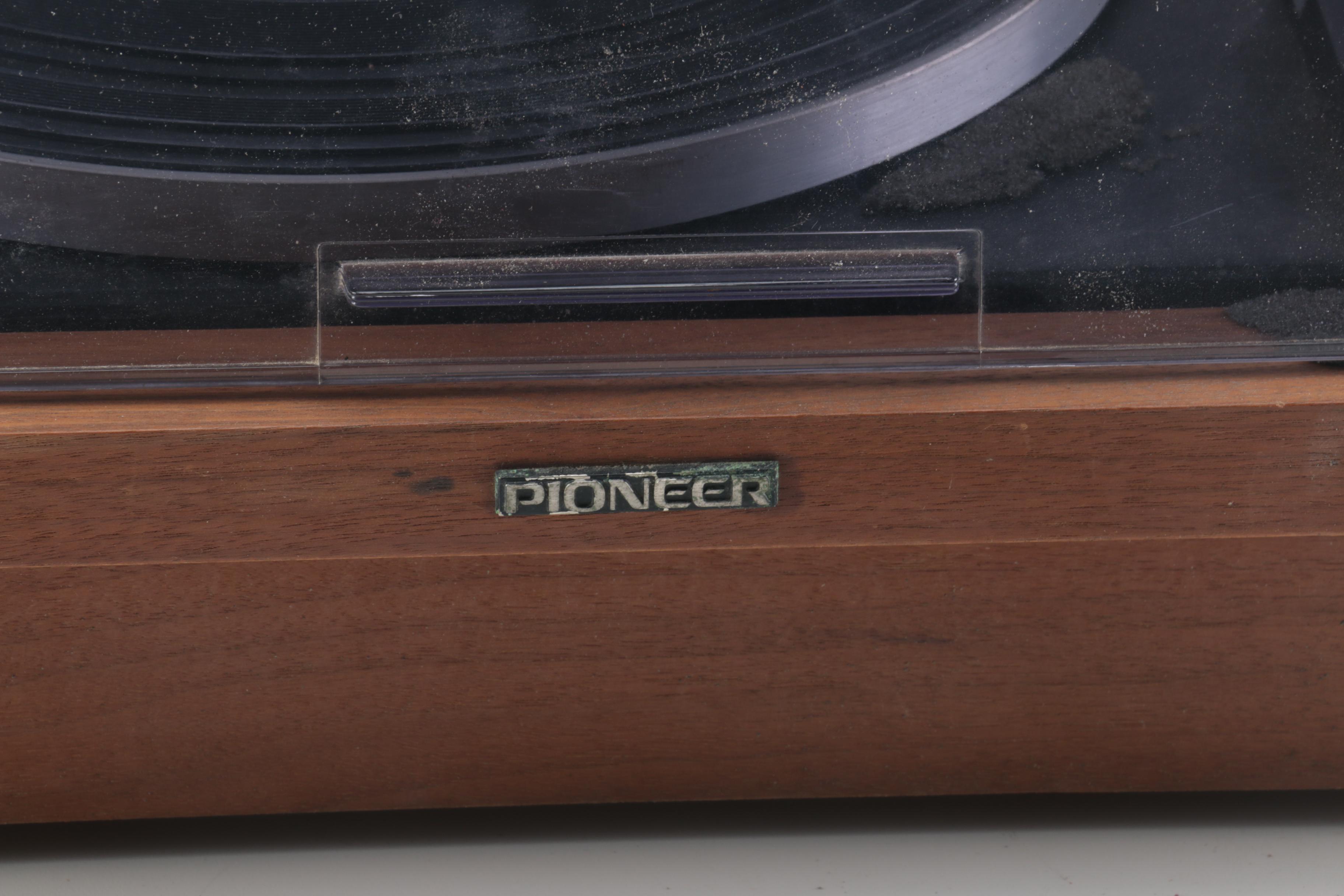 Pioneer Stereo Turntable