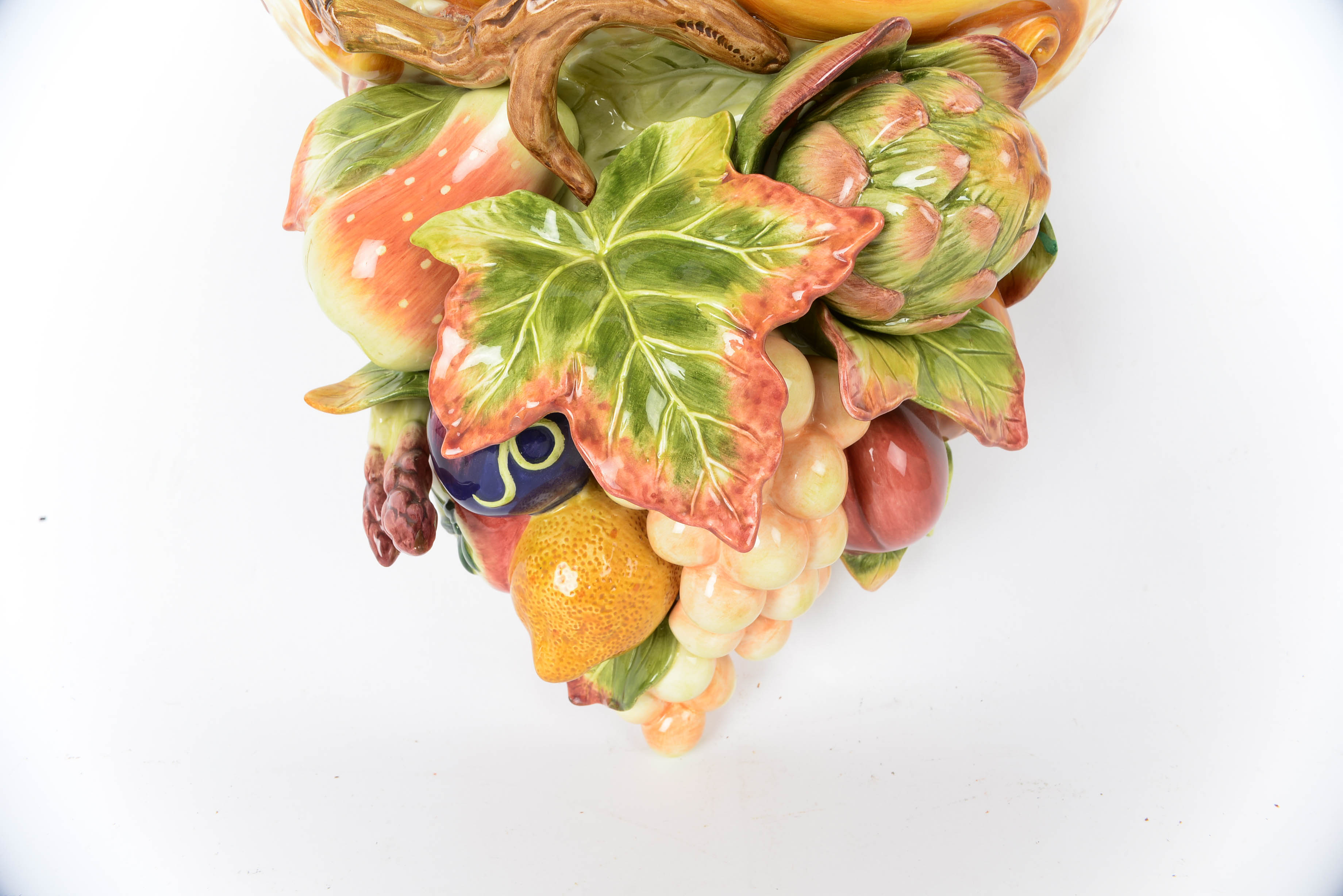 Fitz & Floyd Classics Wall Shelf