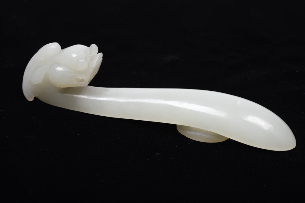 Antique Chinese Green Jadeite Belt Hook