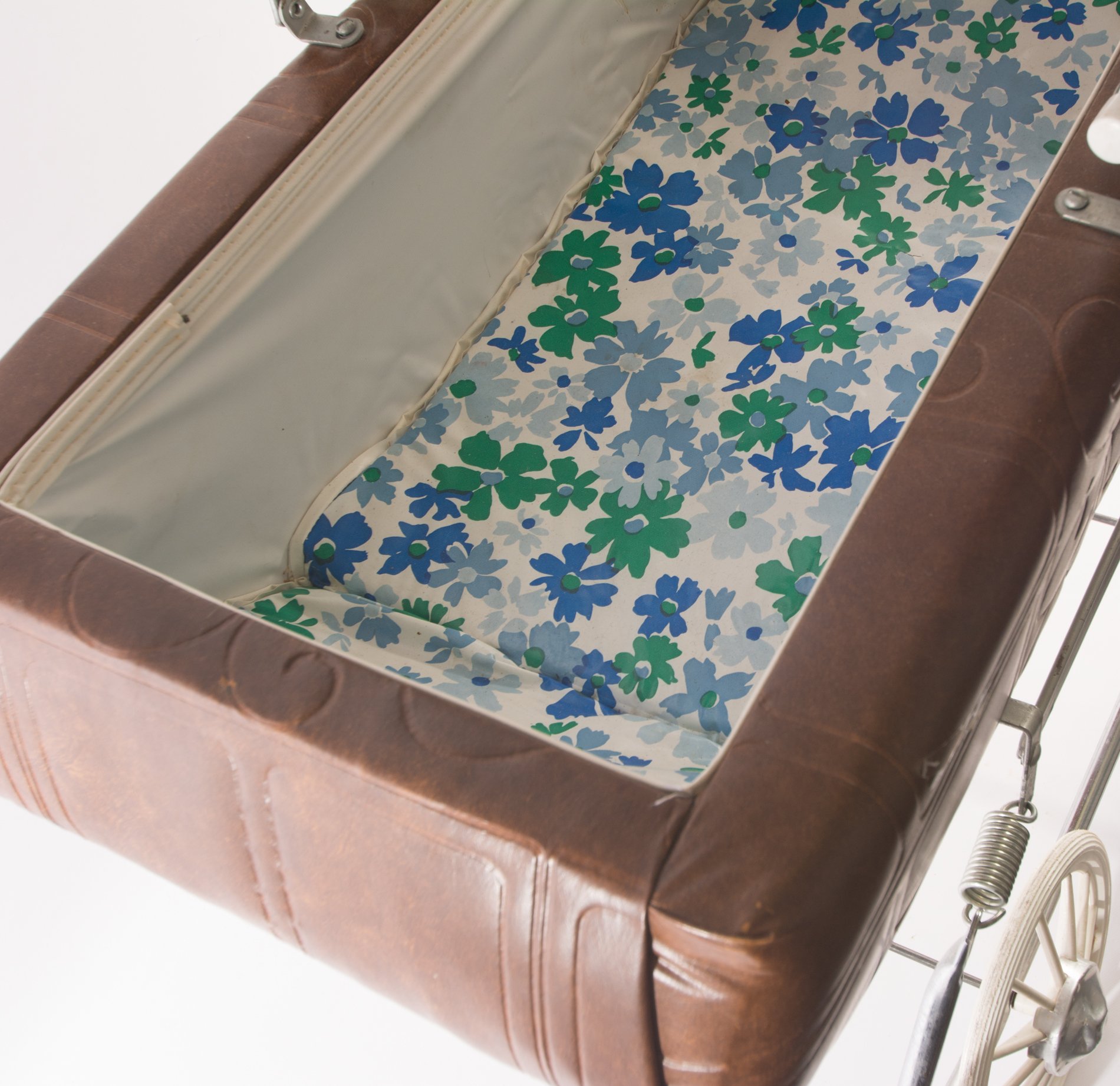 Vintage American Toy & Furniture Co. Doll Carriage