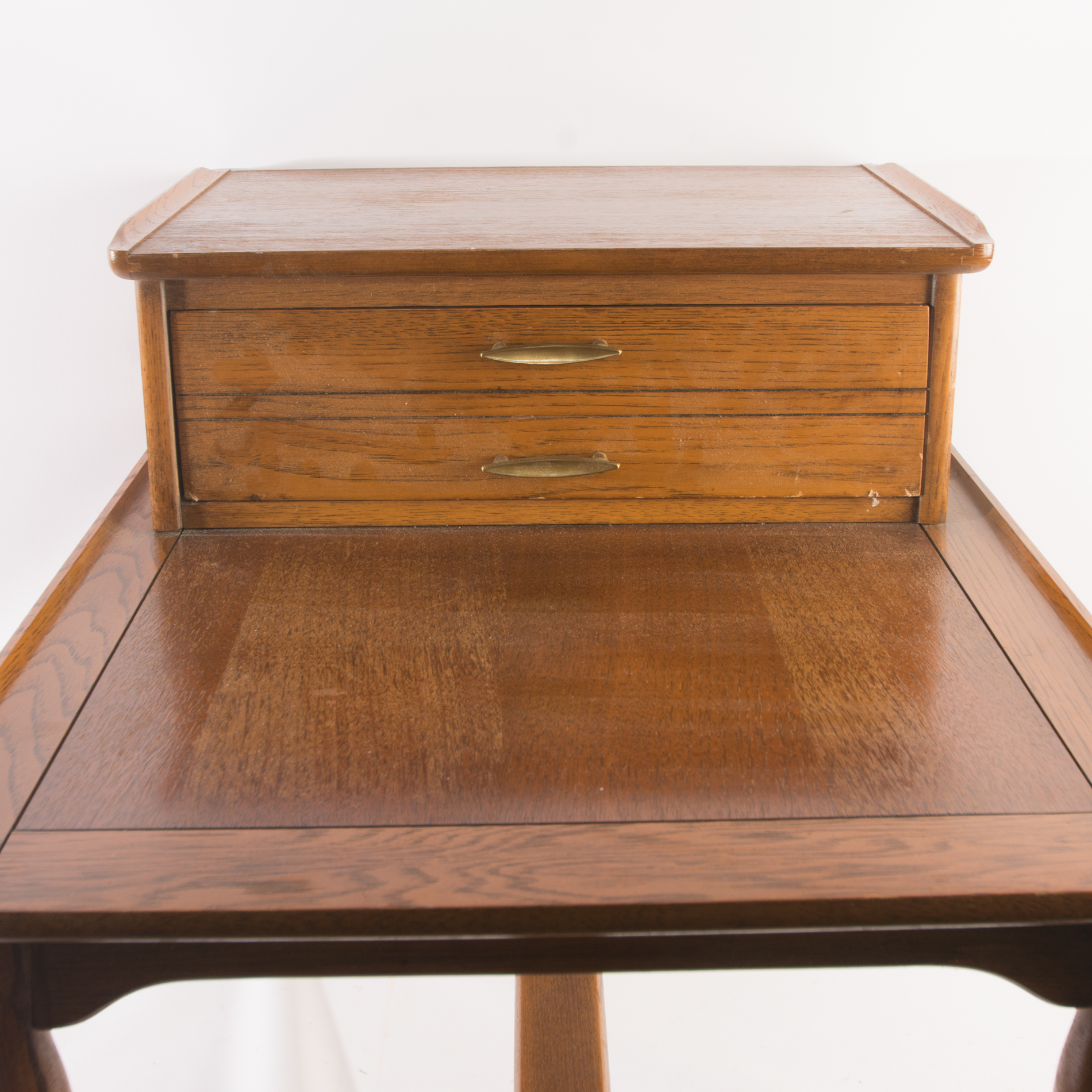 Mid-Century End Table by Hammary