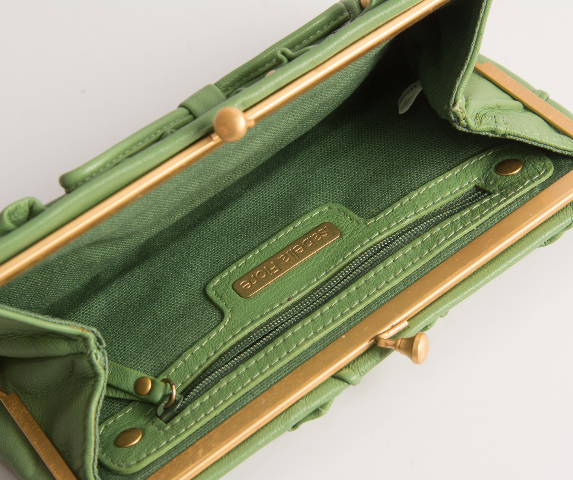 Isabella Fiore Clutch