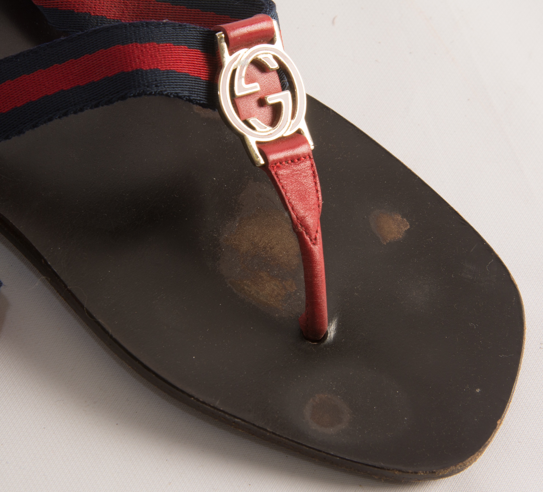 Gucci Thong Sandals
