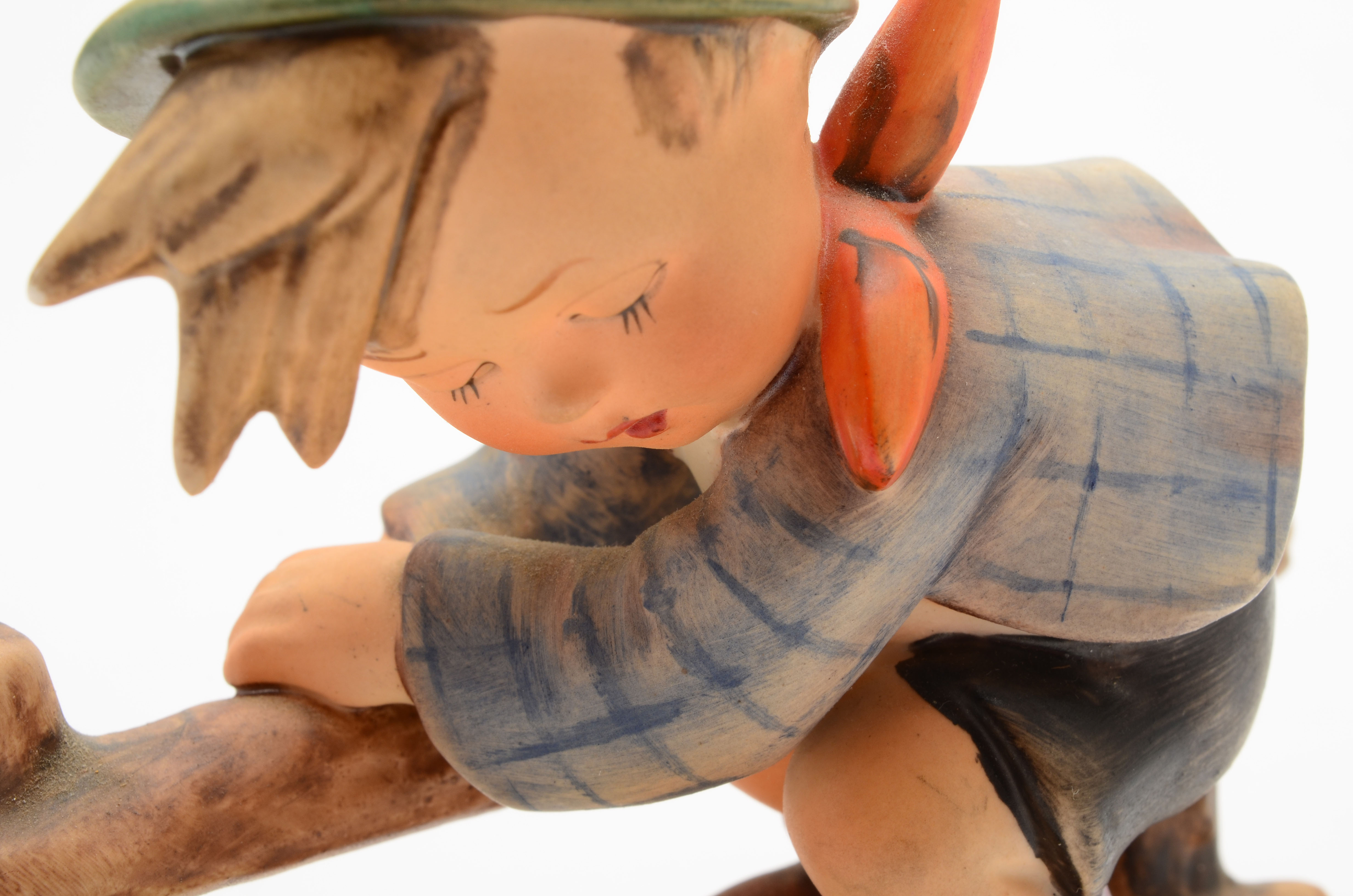 M.I. Hummel by Goebel "Retreat to Safety" Figurine